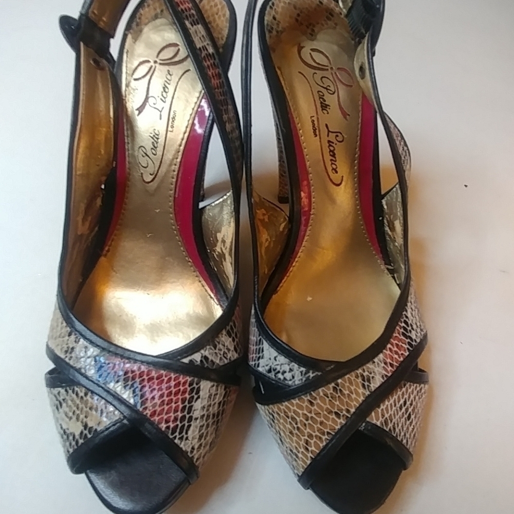 Poetic Licence Womens snakeskin print 4" heel